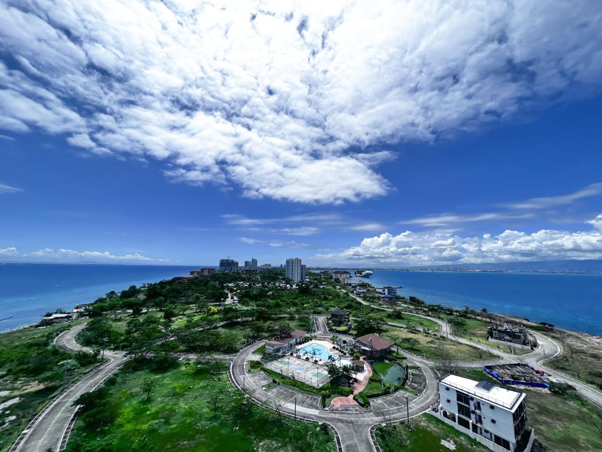 Oceanfront At Arterra, Fast Wifi, Nflix, Kitchen - H Or L Lapu-Lapu City Exterior photo
